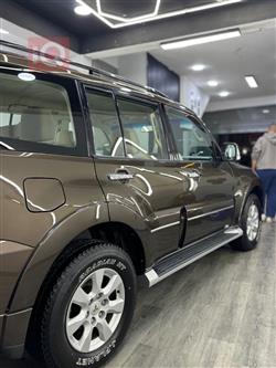 ميتسوبيشي باجيرو